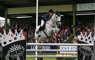 Helena Persson with Bonzai H