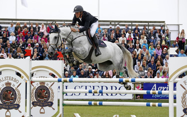 Sebastian Numminen with Cue Channa 42
