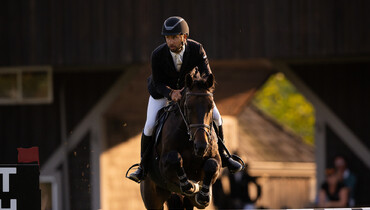 No stirrup, no problem for Chawke in CSI3* The Keg Qualifier at Thunderbird Show Park