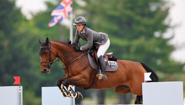 Daisy Farish and Etonemoi del Cabalero capture victory in $65,000 Lugano Diamonds 1.45m Grand Prix CSI2*, presented by Hagyard Equine Medical Institute