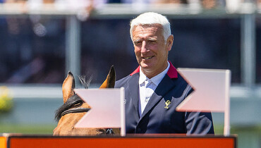 Home win for Roger Yves Bost and Delph de Denat HDC in the CSI4* 1.60m Grand Prix Auberi in St. Tropez