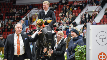 Philipp Schulze Topphoff and Carla NRW best in Friday's CSI5*-W 1.50m presented by Pohjola in Helsinki