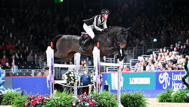 Olivier Philippaerts and Cristel top the CSI5*-W 1.55m Santa Stakes at London International Horse Show