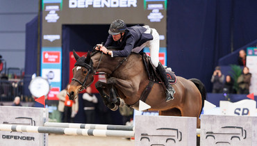 Steve Guerdat and Looping Luna fly to the win in Friday's CSI5*-W 1.55m Defender Cup in Leipzig