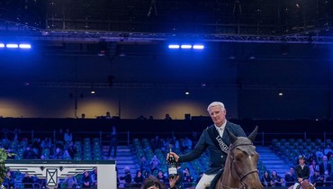 Roger Yves Bost and Embassy du Chateau win the CSI5* 1.50m Longines Welcome Stakes in Hong Kong