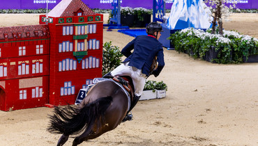 Highlights from the first round of the Longines FEI Jumping World Cup™ Final 2025