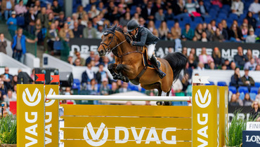 Harrie Smolders and Mr. Tac unbeatable in CSI5* 1.55m Prize of Deutsche Vermögensberatung AG - Championat of Hamburg