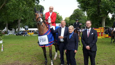Vladimir Tuganov and Jurry Bleu K best in Wiesbaden