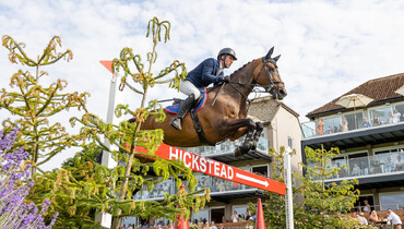 Regal win for Mark Edwards at Hickstead