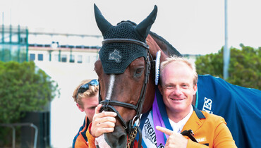 Farewell to Willem Greve's Carambole
