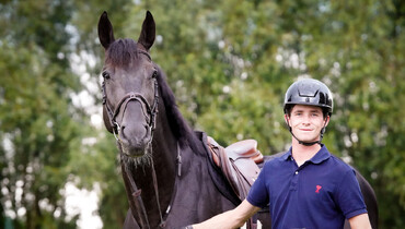 Thibeau Spits takes over the lead on FEI Jumping U25 Ranking