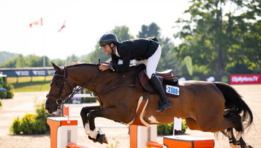 Daniel Bluman and Hummer Z capture first CSI5* win of Traverse City season