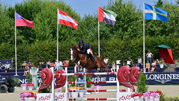 Julien Anquetin and Fiona des Ibis top the CSI4* 1.50m Prix Agence Fences at Longines Deauville Classic 2025