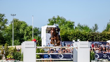 Home win for Julien Epaillard and Easy Up de Grandry in Saturday’s CSI4* 1.50m Grand Prix Range Rover in Deauville