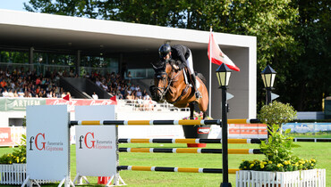 Mark McAuley and Fury Nocturne win Thurday’s CSI4* 1.50m Funeraria Gijonesa Trophy in Gijon