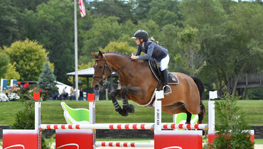 Mia Bagnato: “Without a saddle, you have to pay attention and actually do the right thing”