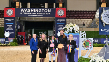Laura Kraut wins Leading Lady Rider Award at Washington International Horse Show