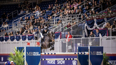 Mark Bluman holds a hot hand at Toronto’s Royal Horse Show