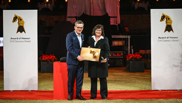 Linda Southern-Heathcott Receives the Award of Honour at CHI Classics Basel