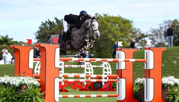 Luis Fernando Larrazabal triumphant once again in Hermès CSI3* 1.50m Classic