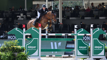 Darragh Kenny and Eddy Blue open five-star week at Wellington International
