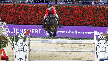 The fourth FEI Combination in Jumping Ranking for 2026 sees Kristen Vanderveen and Bull Run’s Jireh remain on top