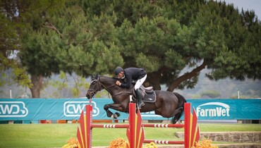 Kyle King and Replay Touch v/d Stapelheyde take top call in the $80,000 Grand Prix of Del Mar Presented by Core Specialty Insurance