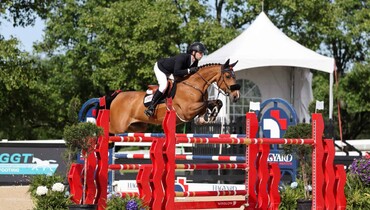 Ireland’s Simon McCarthy & Narcotique V/H Dingenshof defend $65,000 IDA Development Grand Prix CSI2* title