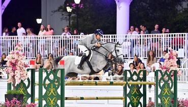 Aaron Vale plays his cards right aboard Helios du Moulin in the $150,000 Coca-Cola Beverages Florida Grand Prix CSI3*