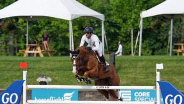 Mark Bluman and S&L Eyes 4U see a victory in the $31,020 Go Rentals CSI3* Jumper Classic during the HITS Hudson Valley Jumping Tour