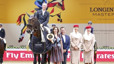 Patrice Delaveau and Lacrimoso 3 HDC win Prix Emirates at Longines Masters LA