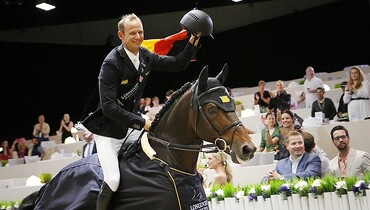 Marco Kutscher and Van Gogh win the $450,000 Longines Grand Prix