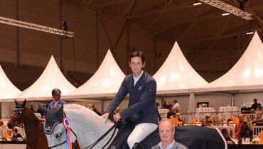 Billy Twomey to the top in Friday's biggest class at Kingsland Oslo Horse Show
