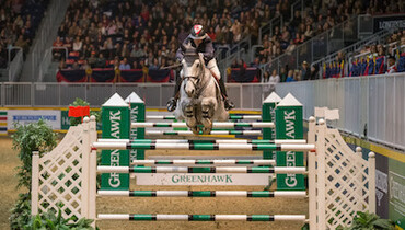 Jill Henselwood claims Greenhawk Canadian Showjumping Championship