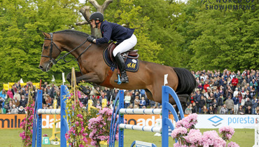 Armstrong vd Kapel sold to Qatar