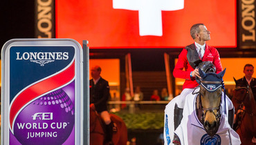 Super Schwizer snatches Longines FEI World Cup victory in Zürich