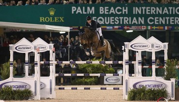 McLain Ward and HH Azur rule the night in Suncast® Grand Prix at WEF 7