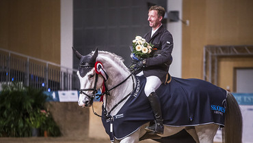 Jur Vrieling and VDL Zirocco Blue win the CSI3* Grand Prix in Vestfold