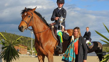 Back-to-back wins for Sanne Thijssen in Mijas, Matteo Zamana dominates in Vilamoura