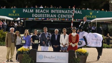 Richie Moloney and Carrabis Z capture Douglas Elliman Grand Prix