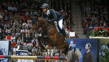 Steve Guerdat takes the lead of the 2016 Longines FEI World Cup Final