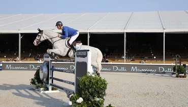Christian Ahlmann extends his LGCT lead