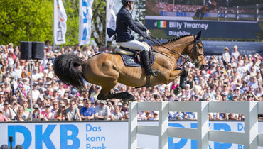 Billy Twomey first foreign winner of Hamburg Derby in 19 years