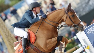 Simon Delestre keeps the French flag flying high in Paris
