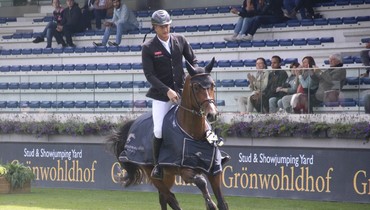 Marc Houtzager and Mr. Europe win young horse final in Valkenswaard