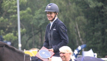 Laura Renwick continues winning streak in Valkenswaard