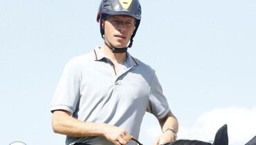 Christian Ahlmann continues as world no. one
