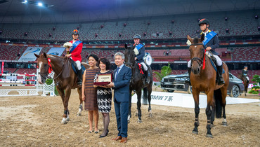 Longines Equestrian Beijing Masters: Team Whitaker wins the team competition