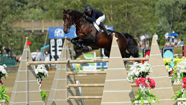 Lauren Tisbo grabs the blue in the $100,000 Hudson Valley Jumper Classic