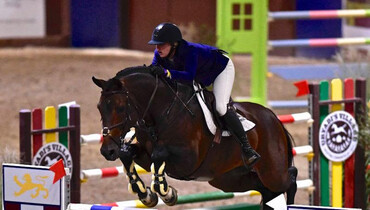 Audrey Coulter and Capital Colnardo earn their second win at the Sacramento International Horse Show